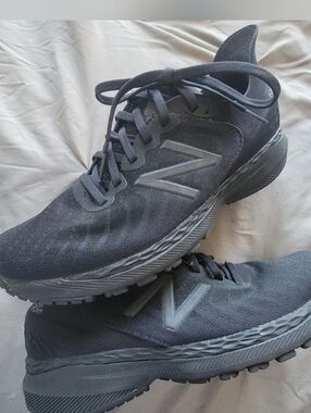 Women's New Balance Fresh Foam 860v11